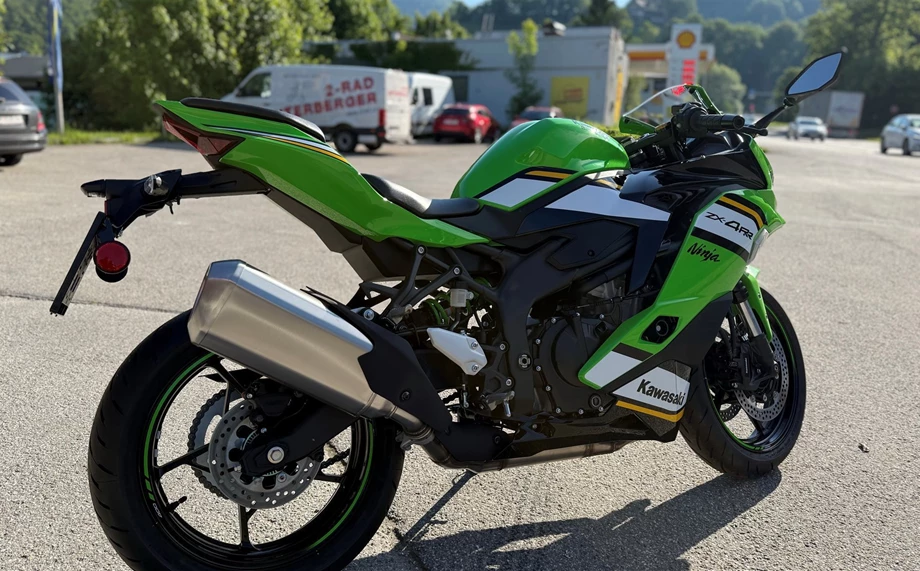 Offer Kawasaki Ninja ZX-4RR Bild 3: Offer Kawasaki Ninja ZX-4RR