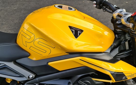 Neufahrzeug Triumph Street Triple 765 RS - Bild 2 Neufahrzeug Triumph Street Triple 765 RS - Bild 2