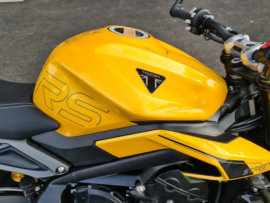 Angebot Triumph Street Triple 765 RS Bild 2: Angebot Triumph Street Triple 765 RS
