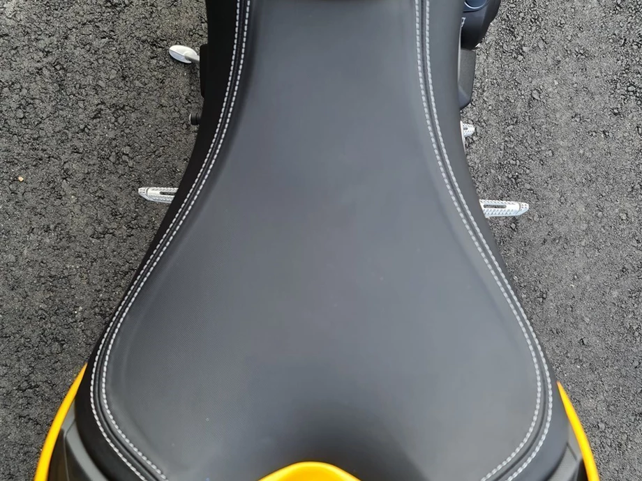 Angebot Triumph Street Triple 765 RS Bild 7: Angebot Triumph Street Triple 765 RS