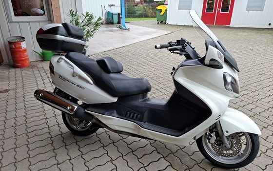Gebrauchtmotorrad Suzuki Burgman 650 Executive - Bild 3