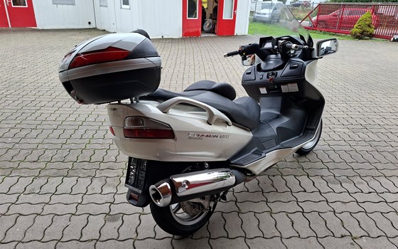 Gebrauchtmotorrad Suzuki Burgman 650 Executive - Bild 4