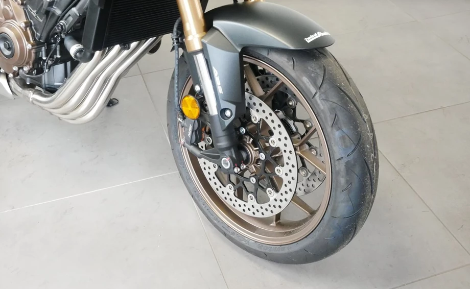 Offer Honda CB650R Bild 6: Offer Honda CB650R