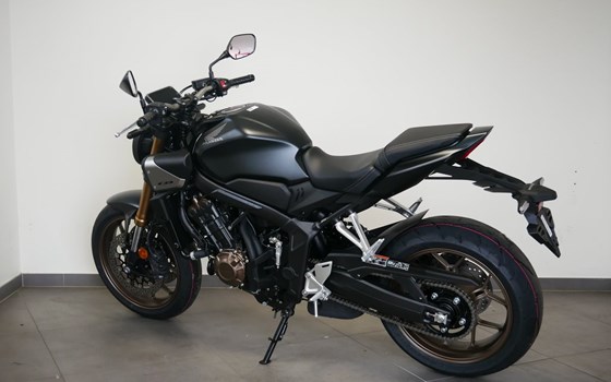 Gebrauchtmotorrad Honda CB650R E-Clutch - Bild 10