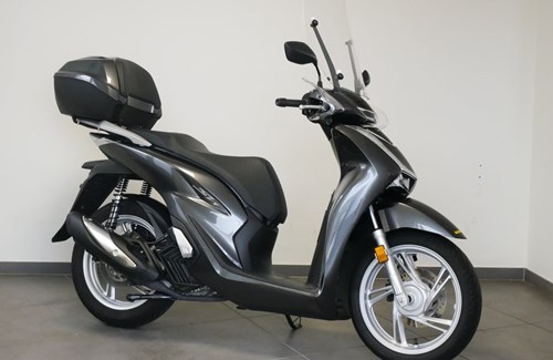 Gebrauchtmotorrad Honda SH150i