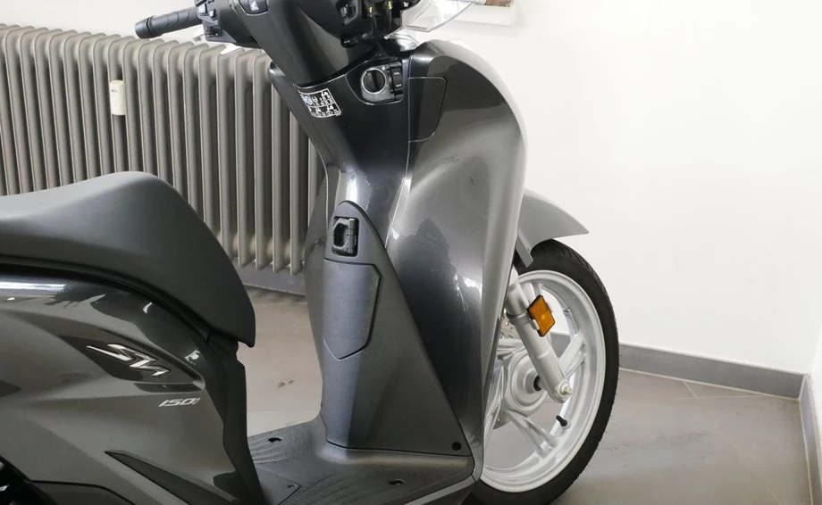 Angebot Honda SH150i Bild 14: Angebot Honda SH150i
