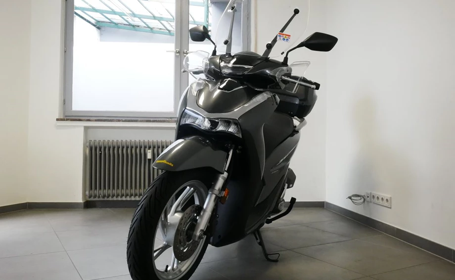 Angebot Honda SH150i Bild 2: Angebot Honda SH150i