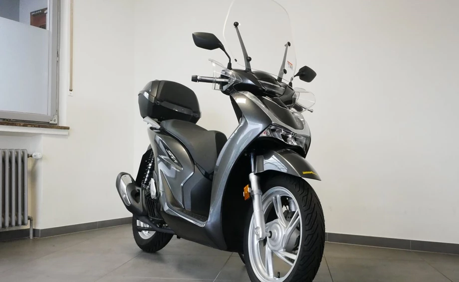 Angebot Honda SH150i Bild 3: Angebot Honda SH150i