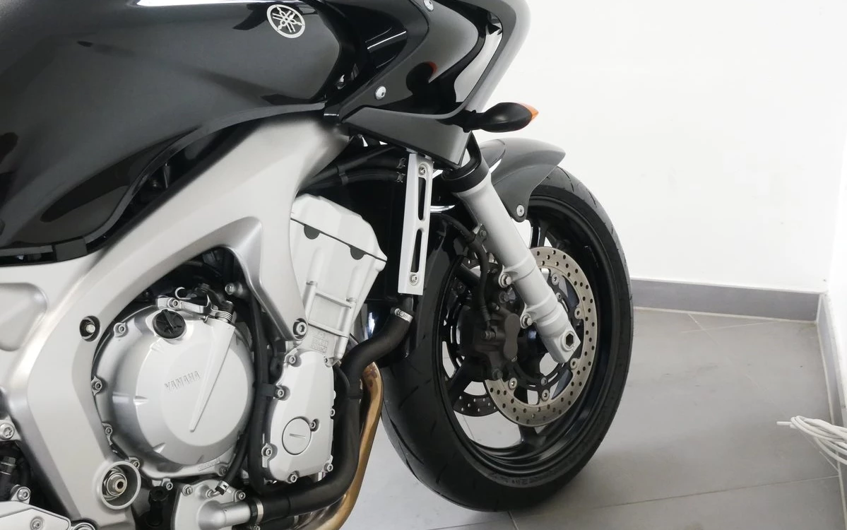 Zum Vergrößern bitte anklicken! Angebot Yamaha FZ6 Fazer