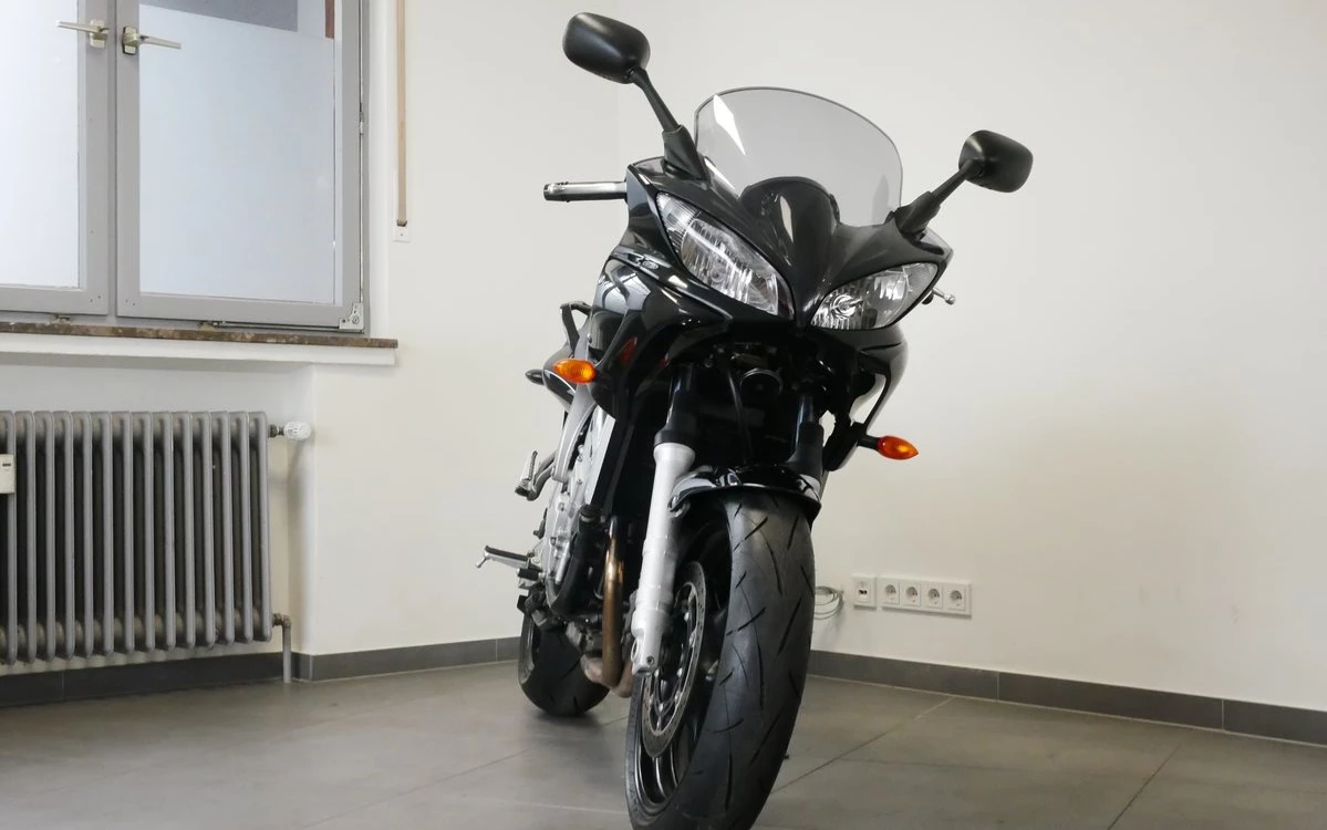 Zum Vergrößern bitte anklicken! Angebot Yamaha FZ6 Fazer