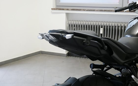 Gebrauchtmotorrad Yamaha Niken - Bild 13