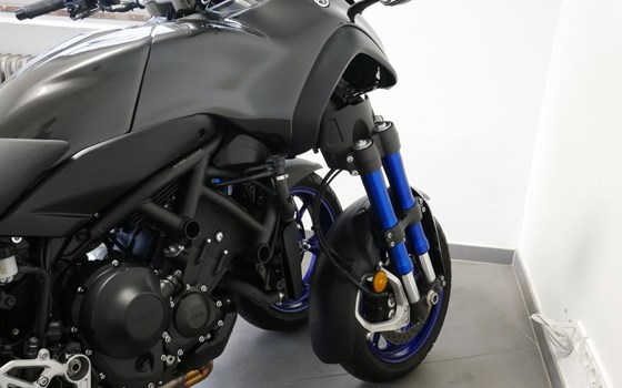 Gebrauchtmotorrad Yamaha Niken - Bild 14