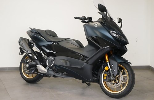 Gebrauchtmotorrad Yamaha TMAX Tech MAX