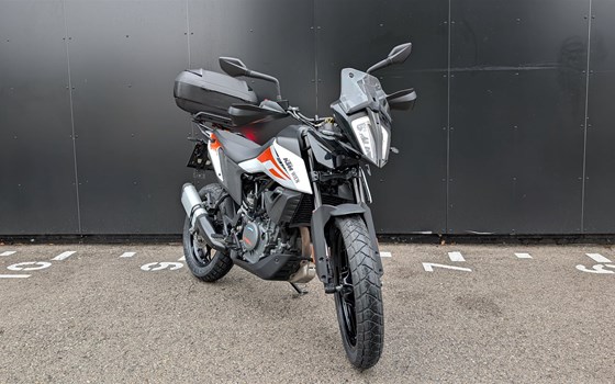 Gebrauchtmotorrad KTM 390 Adventure - Bild 1 Gebrauchtmotorrad KTM 390 Adventure - Bild 1