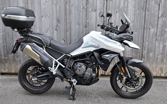 Gebrauchtmotorrad Triumph Tiger 900 GT - Bild 1 Gebrauchtmotorrad Triumph Tiger 900 GT - Bild 1