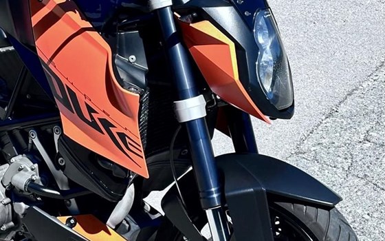 Gebrauchtmotorrad KTM 990 Super Duke - Bild 9 Gebrauchtmotorrad KTM 990 Super Duke - Bild 9