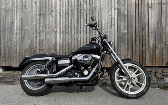 Gebrauchtmotorrad Harley-Davidson Dyna Super Glide FXD - Bild 1 Gebrauchtmotorrad Harley-Davidson Dyna Super Glide FXD - Bild 1