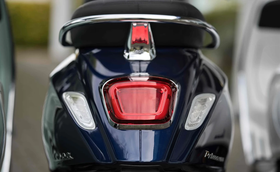 Angebot Vespa Primavera 125 Bild 7: Angebot Vespa Primavera 125