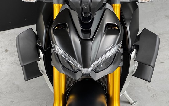Gebrauchtmotorrad Ducati Streetfighter V4 S - Bild 10