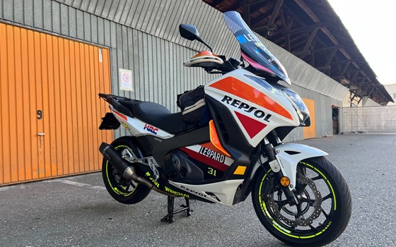 Gebrauchtmotorrad Honda Integra - Bild 2 Gebrauchtmotorrad Honda Integra - Bild 2