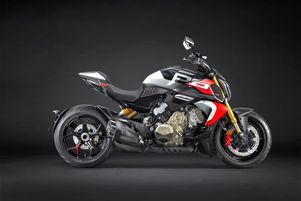 Ducati Diavel V4 RS () - Bild 2