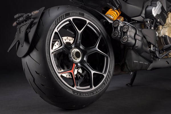 Ducati Diavel V4 RS () - Bild 7