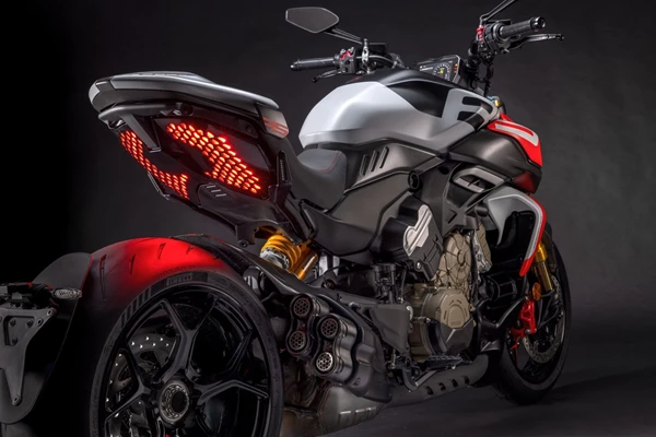 Ducati Diavel V4 RS () - Bild 9