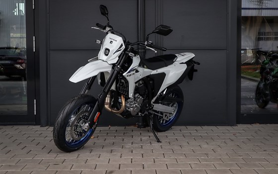 Neufahrzeug Suzuki DR-Z4SM - Bild 4