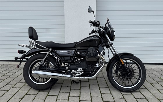 Gebrauchtmotorrad Moto Guzzi V9 Roamer - Bild 2