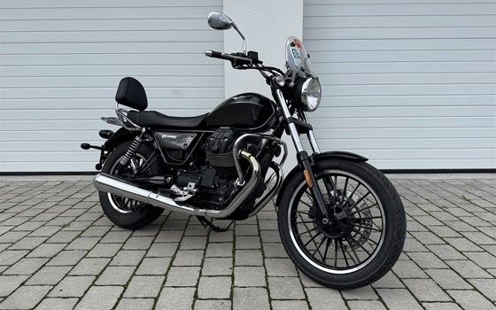 Gebrauchtmotorrad Moto Guzzi V9 Roamer - Bild 1