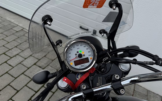 Gebrauchtmotorrad Moto Guzzi V9 Roamer - Bild 9