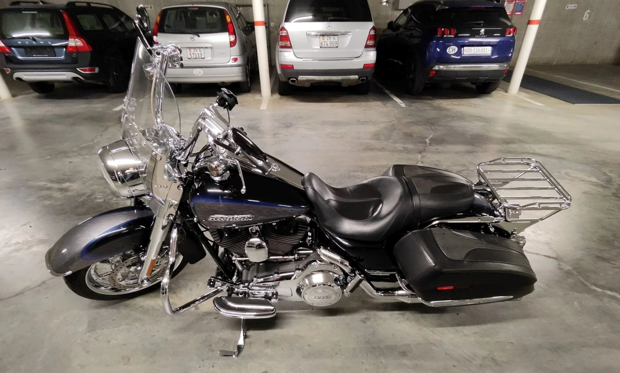 Moto usata Harley-Davidson CVO Road King FLHRSE