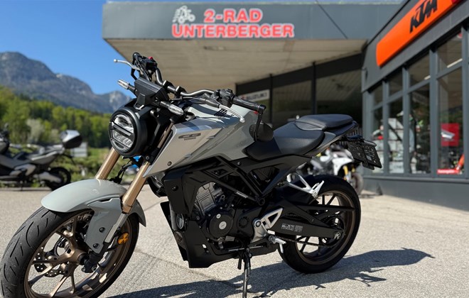 Honda CB125R
