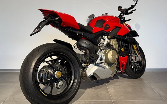 Gebrauchtmotorrad Ducati Streetfighter V4 S - Bild 5 Gebrauchtmotorrad Ducati Streetfighter V4 S - Bild 5