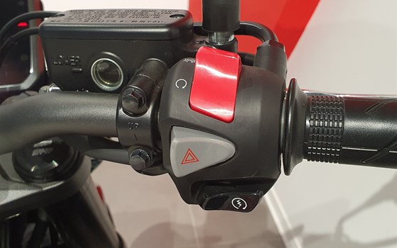 Gebrauchtmotorrad Honda CB500 Hornet - Bild 6