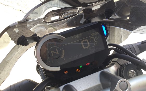 Gebrauchtmotorrad Honda CB 1000 R - Bild 8 Gebrauchtmotorrad Honda CB 1000 R - Bild 8