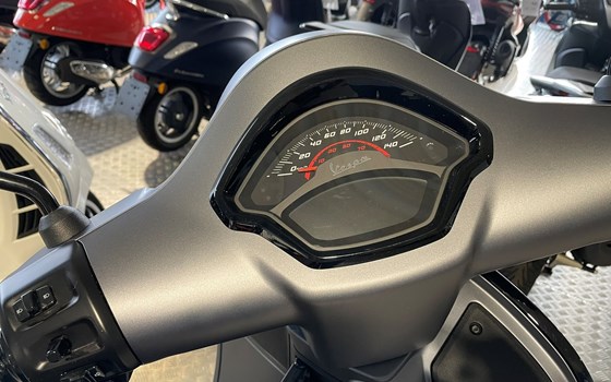 Neufahrzeug Vespa GTS 125 Super Sport - Bild 6