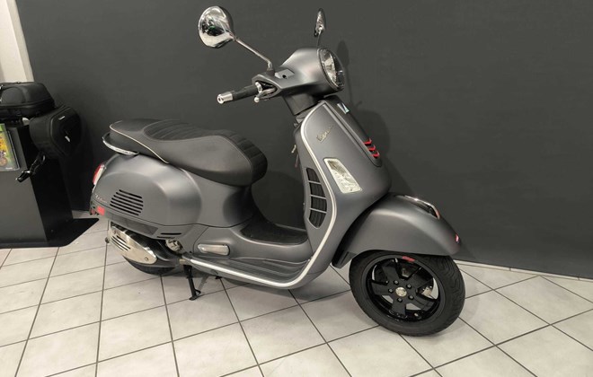 Vespa GTS 300 Super Sport