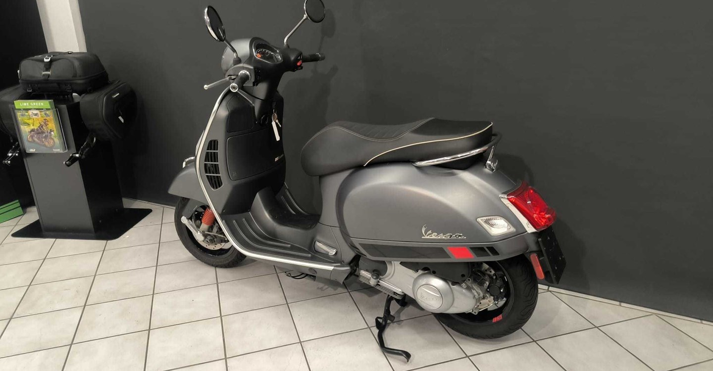 Angebot Vespa GTS 300 Super Sport