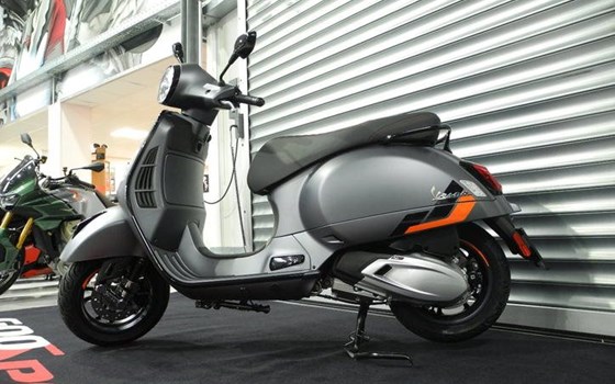 Neufahrzeug Vespa GTS 125 Super Sport - Bild 11