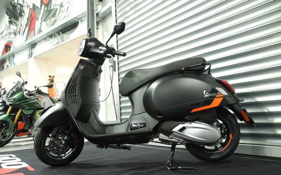 Neufahrzeug Vespa GTS 125 Super Sport - Bild 8