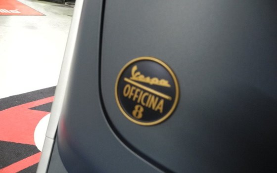 Neufahrzeug Vespa Primavera 125 Officina 8 - Bild 5