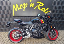 Neumotorrad Suzuki GSX-8TT