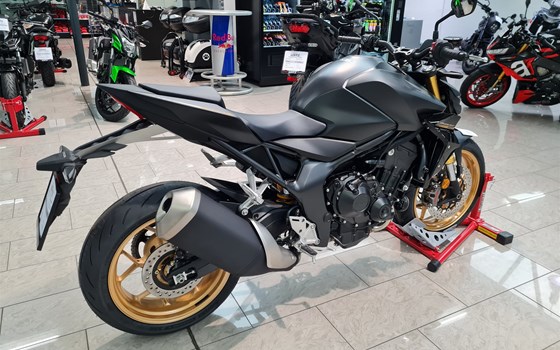 Gebrauchtmotorrad Honda CB1000 Hornet SP - Bild 2