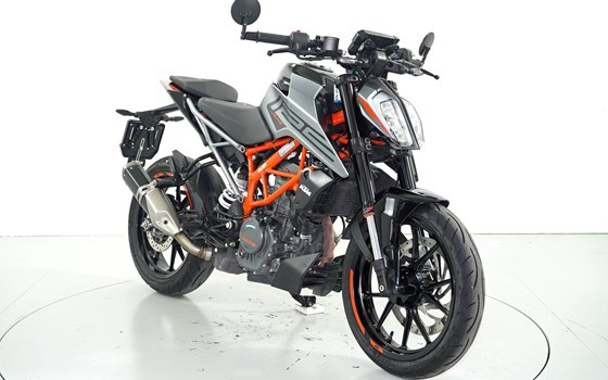 Motorrad Occasion KTM 125 Duke - Bild 2