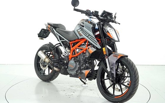 Motorrad Occasion KTM 125 Duke - Bild 2