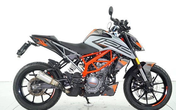 Motorrad Occasion KTM 125 Duke - Bild 4