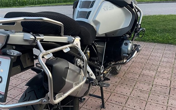 Gebrauchtmotorrad BMW R 1200 GS Adventure - Bild 3 Gebrauchtmotorrad BMW R 1200 GS Adventure - Bild 3