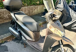 Gebrauchte Honda SH300i Gebrauchte Honda SH300i