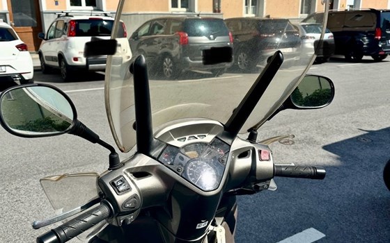 Gebrauchtmotorrad Honda SH300i - Bild 5